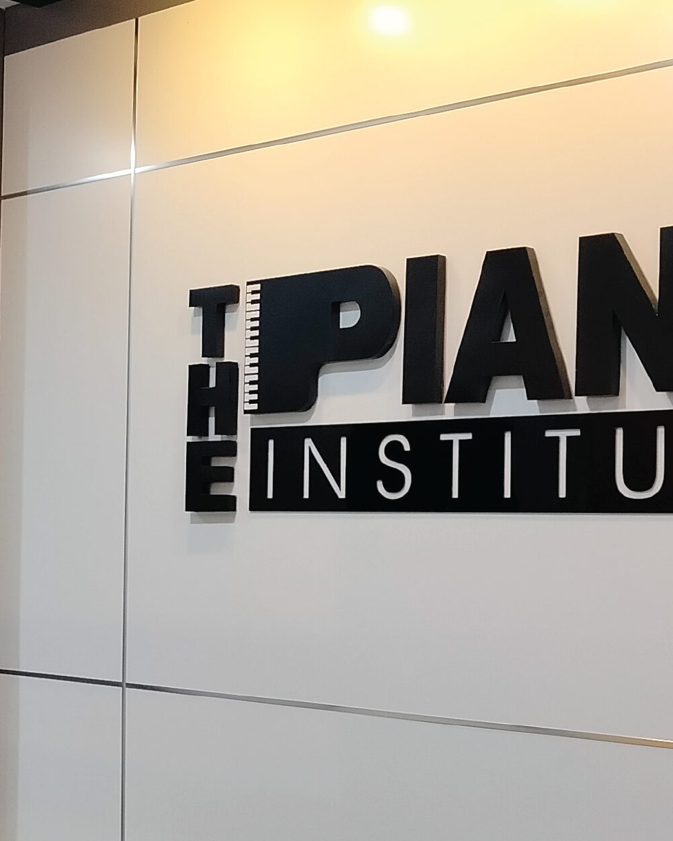 Ms. Catherine Tanujaya, B.Mus., pendiri The Piano Institute